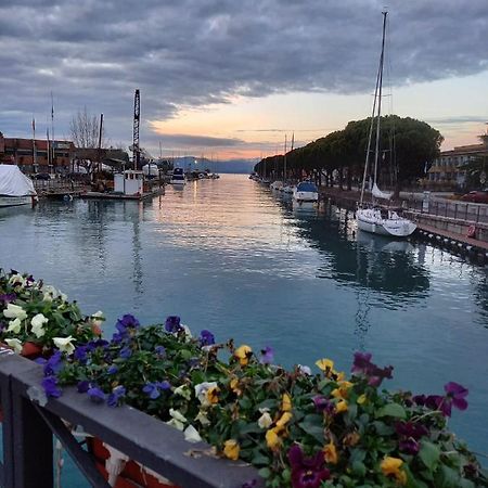 Il Nido Della Civetta Villa Sirmione Eksteriør billede