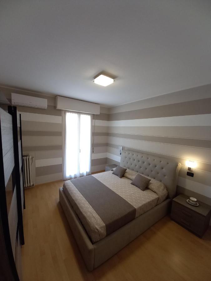 Il Nido Della Civetta Villa Sirmione Eksteriør billede